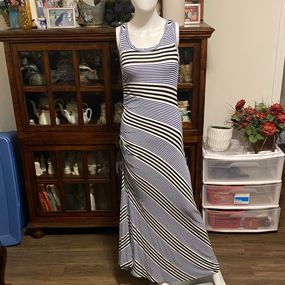 Max Studio Black and White Striped Maxi Dress